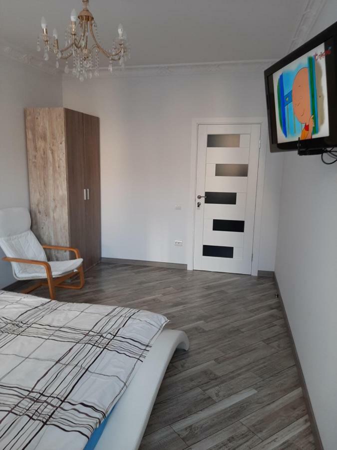 Apartment In Serbska Liov Exterior foto