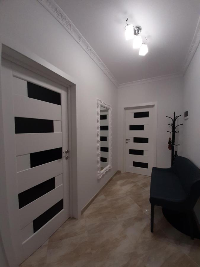 Apartment In Serbska Liov Exterior foto