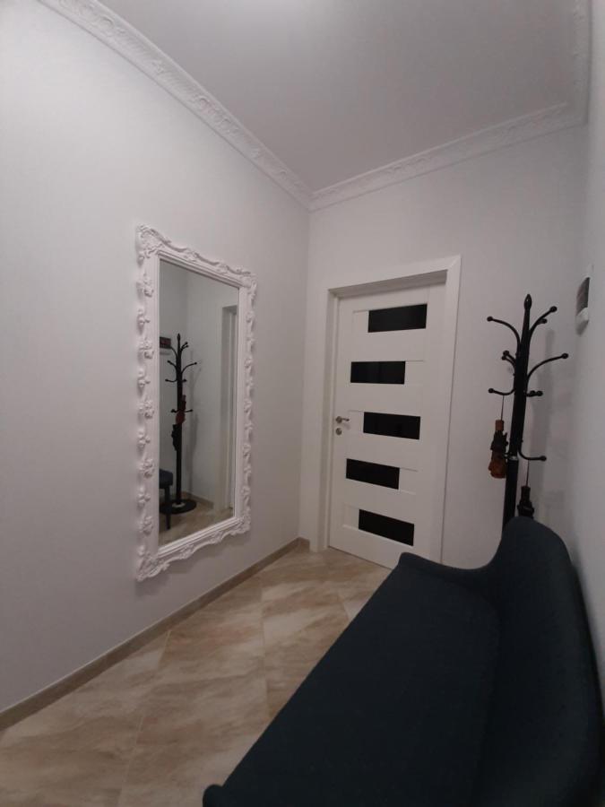 Apartment In Serbska Liov Exterior foto